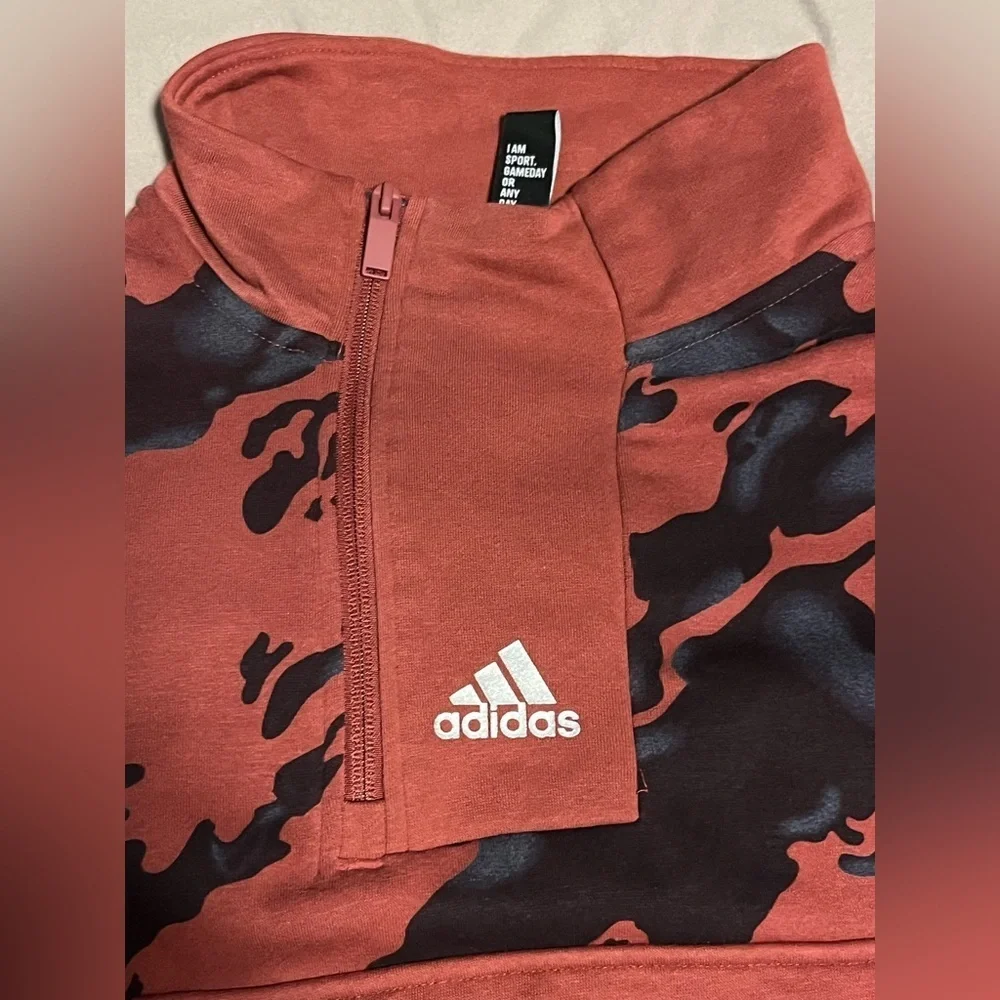 Adidas Men’s Large 1/4 Zip Red Camo Sweatshirt with Velvet Trim